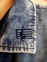 Sol  Anahtar Yaka İğnesi Rozet