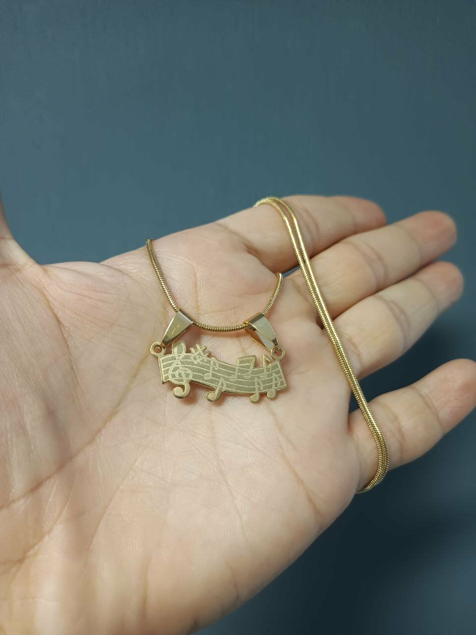 Notalar Müzikal Desenli Gold Renk 316L Paslanmaz Çelik Figür Kolye