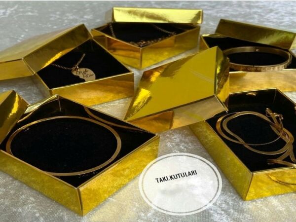 Yüzük Kutusu 50 Li Paket (içi Süngerli) 6X4X3 GOLD