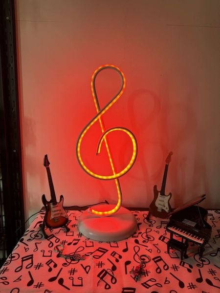 Sol Anahtar Masa Üstü Aydınlatma 50cmx20cm Beyaz