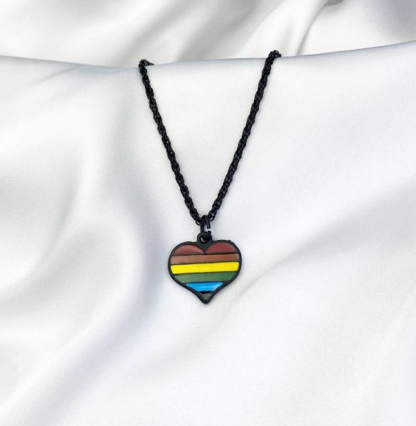 Lgbt Temalı Renkli Kalp Kolye