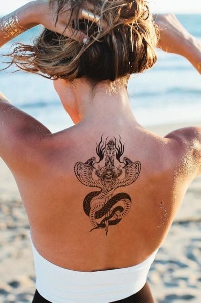 Unisex Yılan Kobra Cobra Ve Kılıç Dövmesi