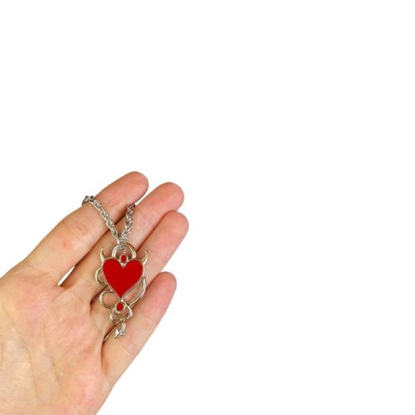 Snake Devil Heart Boynuzlu Kırmızı Kalp Gotik Kolye