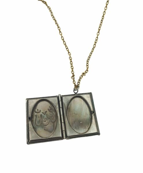 ALLAH Yazılı Kapağı Açılabilen Çerçeveli Kolye