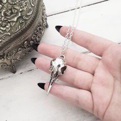 Gotik Kuş Kafası Karga Gaga Kolye
