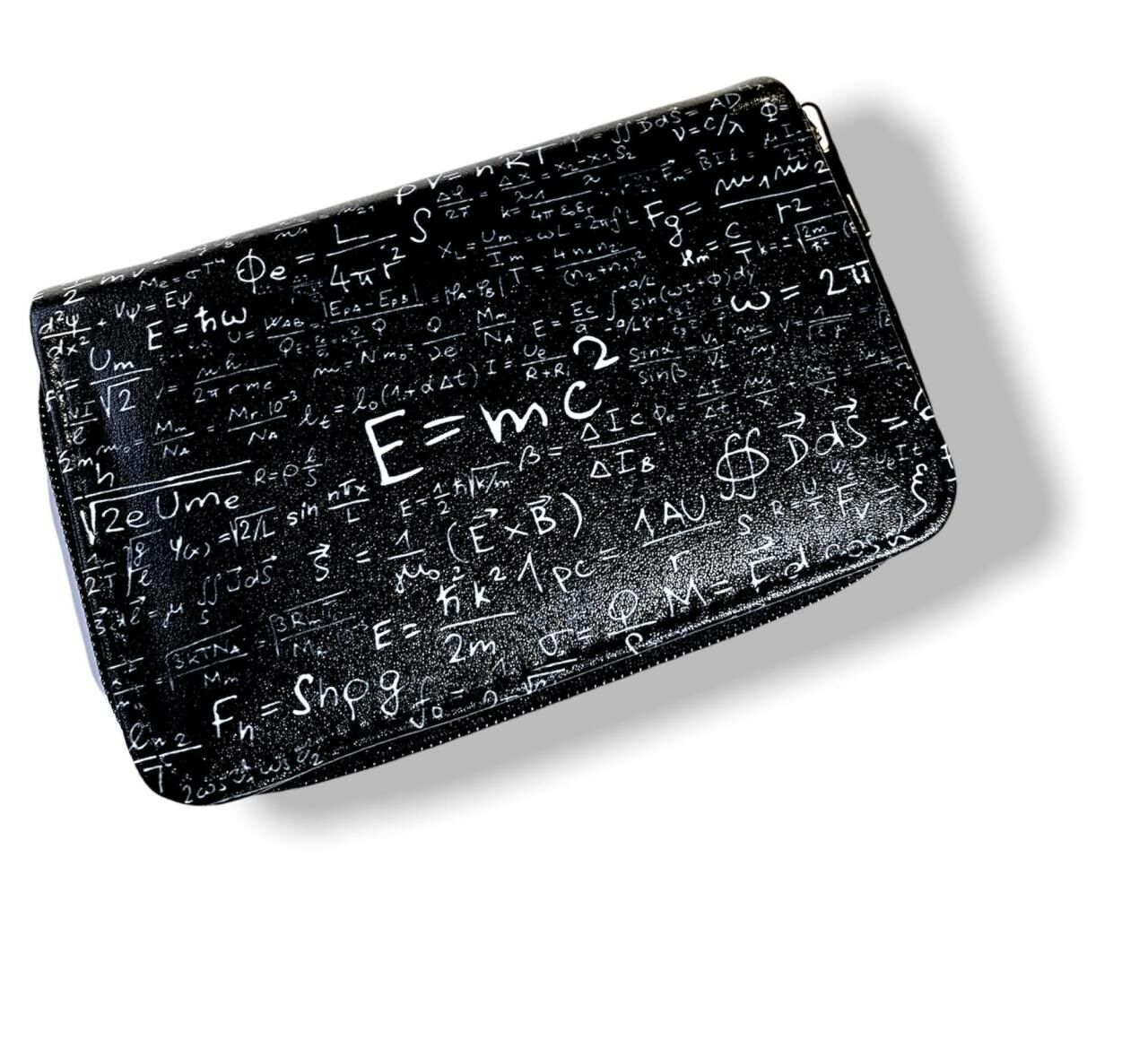 E=mc2 Kadın Cüzdan Fizik