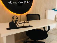 Atatürk Dekoratif Masa Süsü