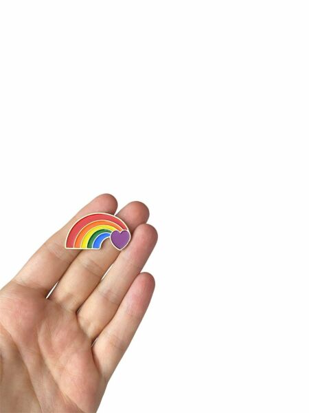 LGBT Proud Gökkuşağı Kalp Hediyelik Rozet