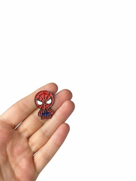 Spiderman Örümcek Adam Süper Kahraman Hediyelik Rozet