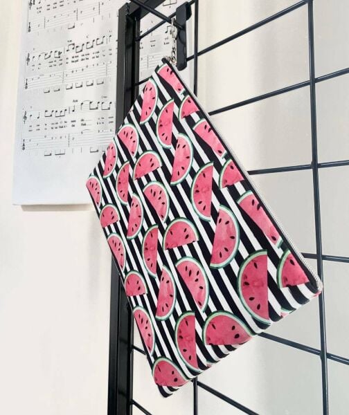 Karpuz Dilimi Desenli Siyah Beyaz Çizgili Clutch Portföy Çanta