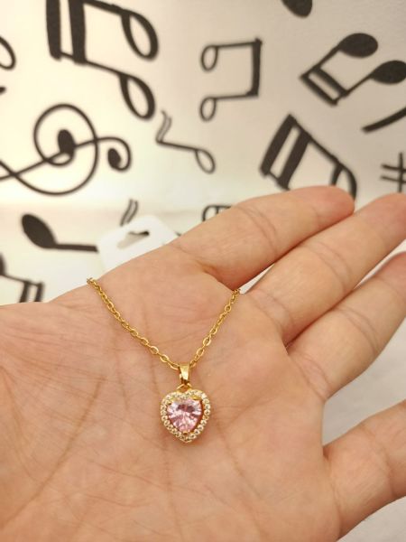 316L Çelik Zincir Gold Renk Zirkon Taş Kalp Model Kadın Kolye