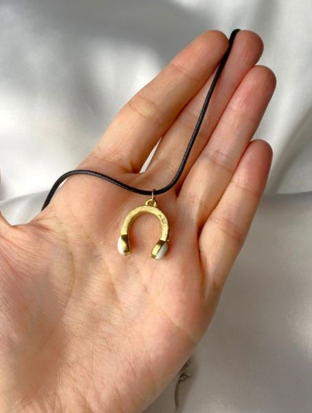 Siyah İpli Kulaklık - Gold Kaplama Müzik Kolyesi