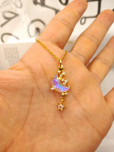 Zirkon Taşlı Hilal Yıldız Sarkıtlı Gold Kadın Paslanmaz Çelik Kolye