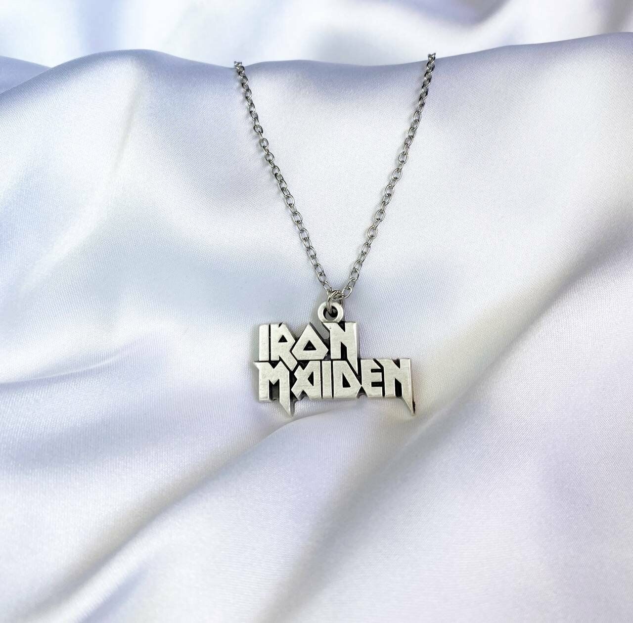 İron Maiden Rock Kolye