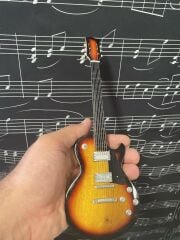 Elektro Açık Gitar Kahve Rengi El Yapımı Biblo Minyatür 25 cm 3D