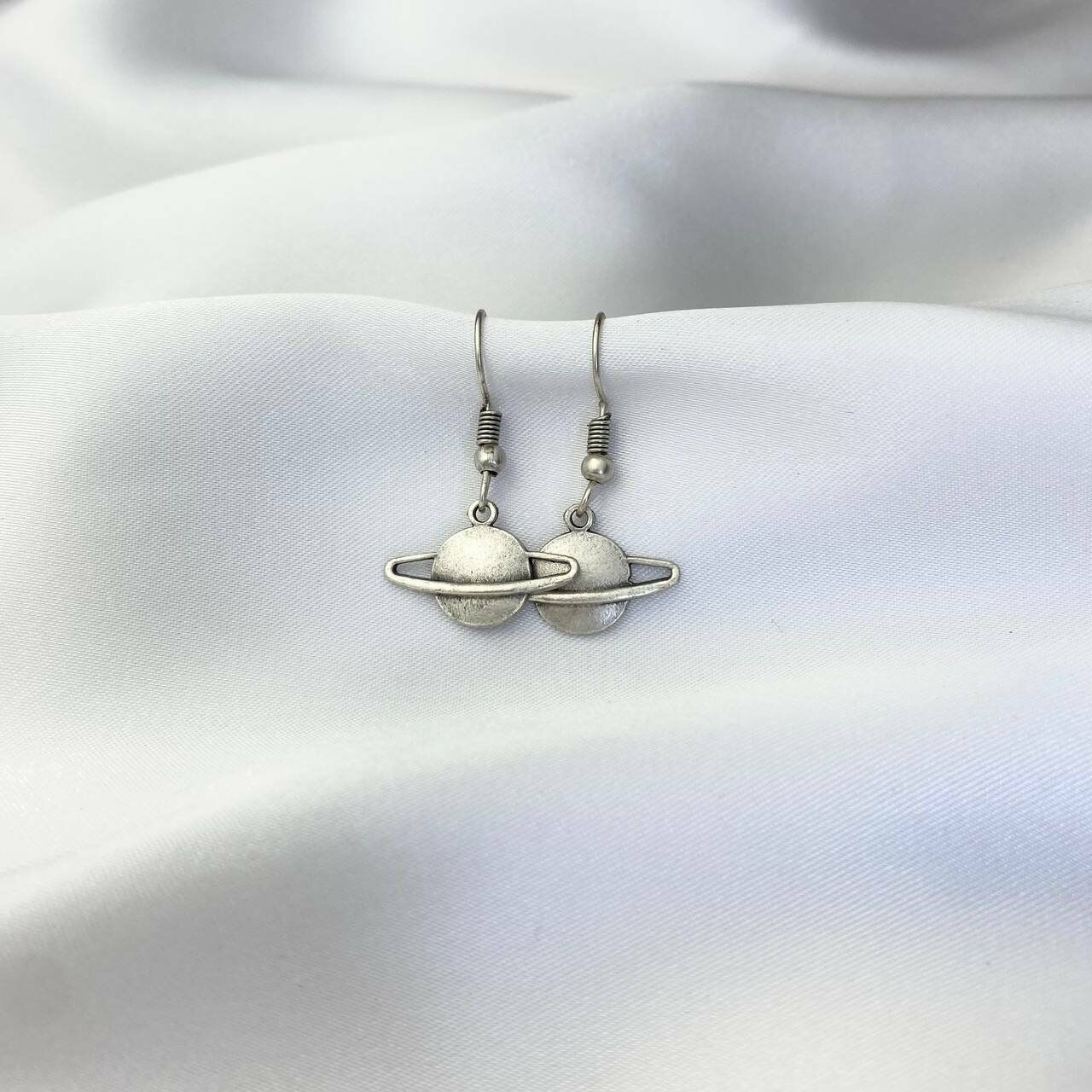 Satürn Gezegen Küpe