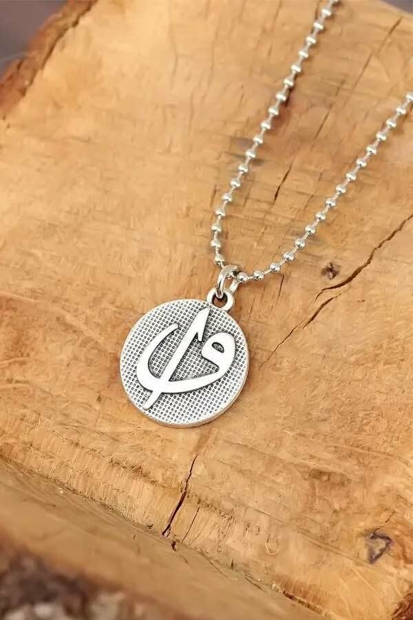 925 Ayar Kaplama Gümüş Elif Vav Zincirli Kolye