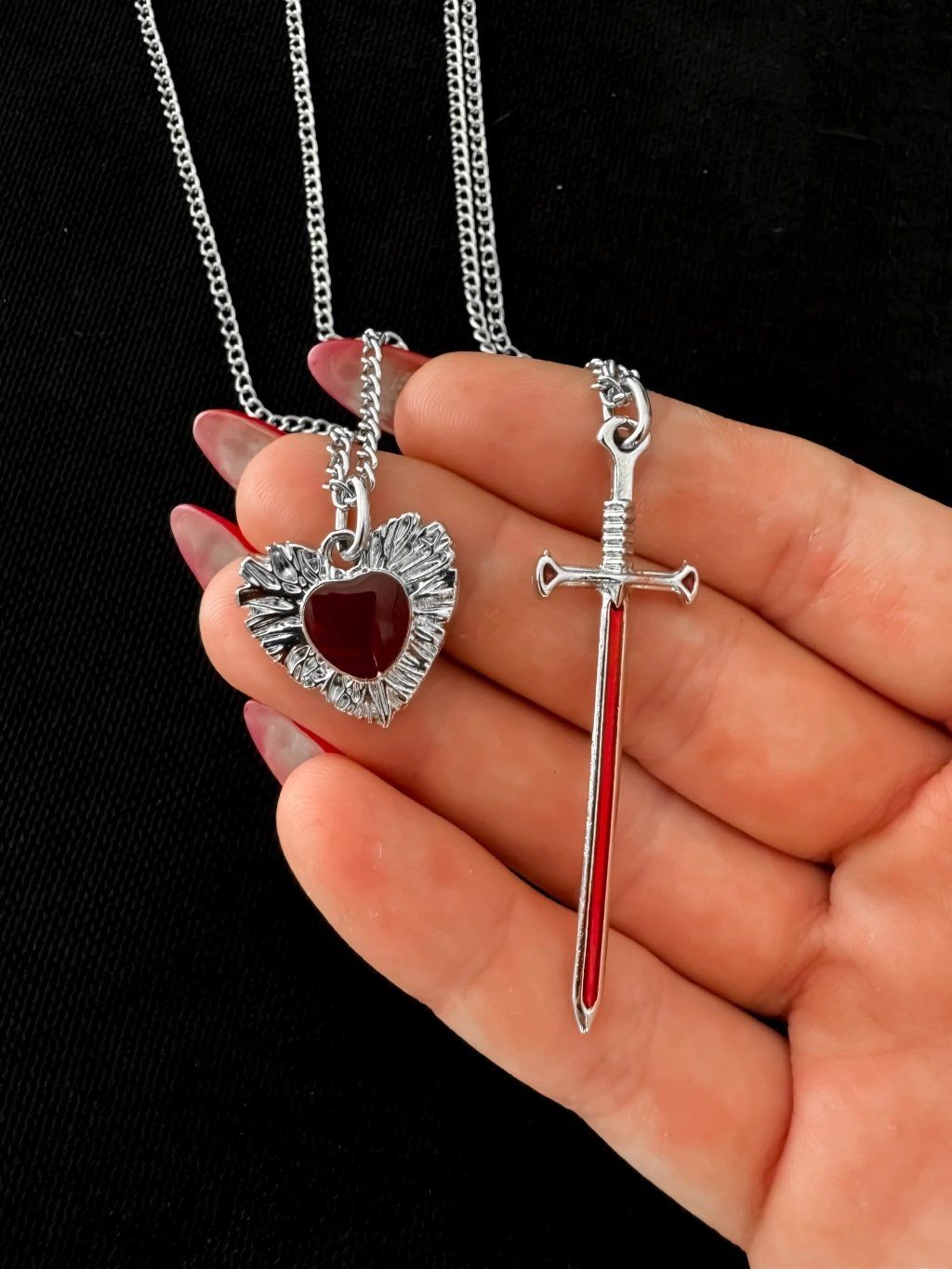 Gothic Gotik Kılıç ve Kalp 2'li Çift Kolyesi Arkadaşlık Çift Kolyesi Sevgili Kolyesi