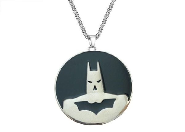 Batman Sinema Filmi Kahramanı Çelik Kolye