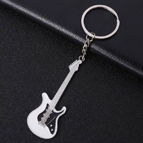 Gitar Beyaz Gitarist Hediye Anahtarlık veya Çanta Süsü