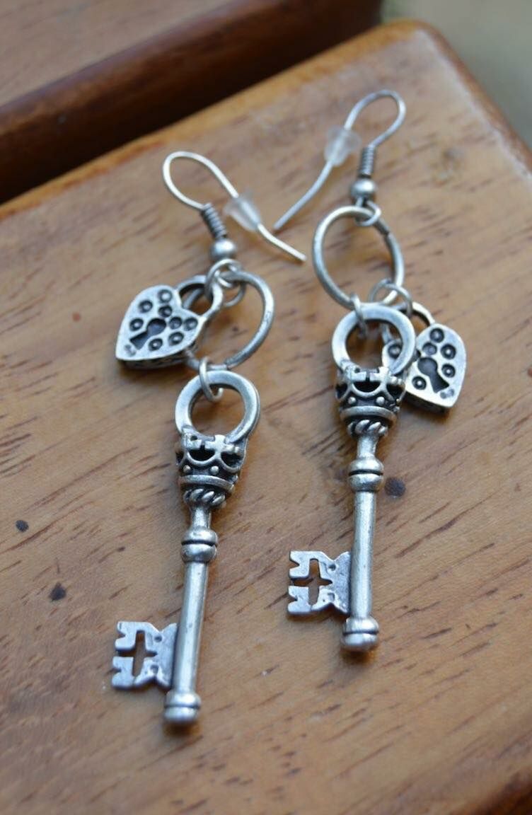 Antik Gümüş Bohem Anahtar Kalp Küpe