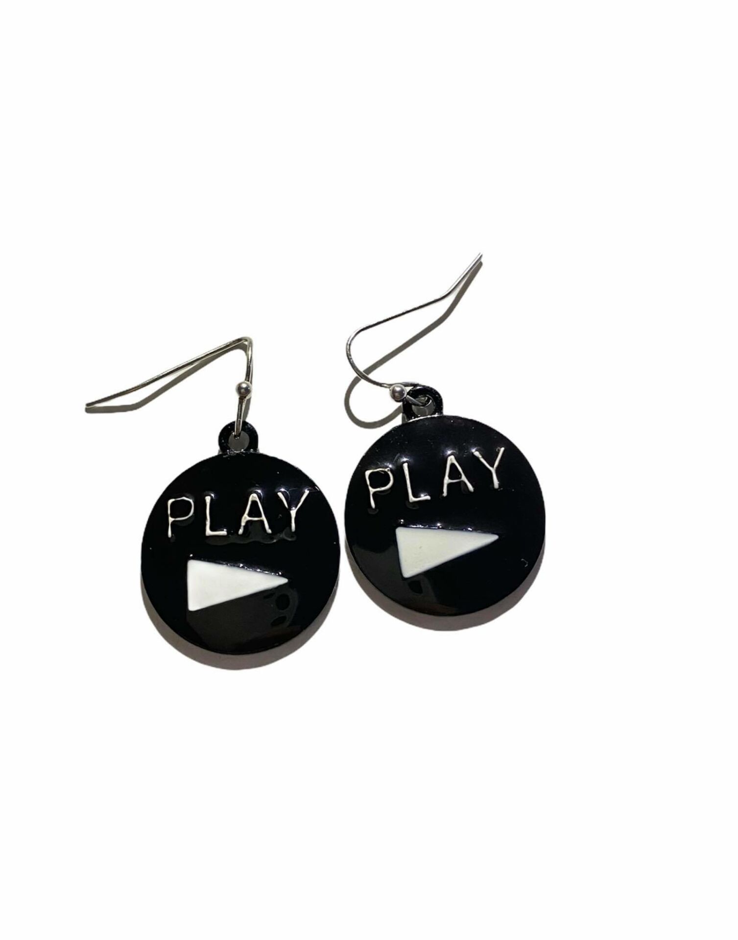 Play tuşu Küpe