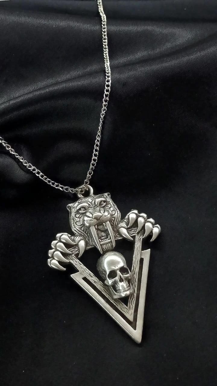 Kaplan Kuru Kafa Tasarım Metal Kolye