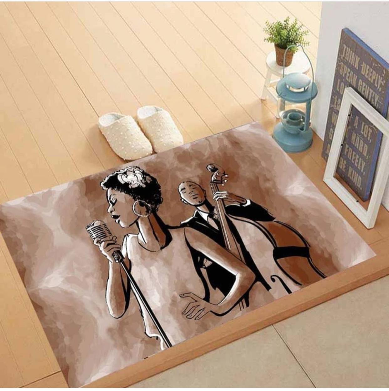 Şarkı Söyleyen Kadın Desen Paspas İsimli