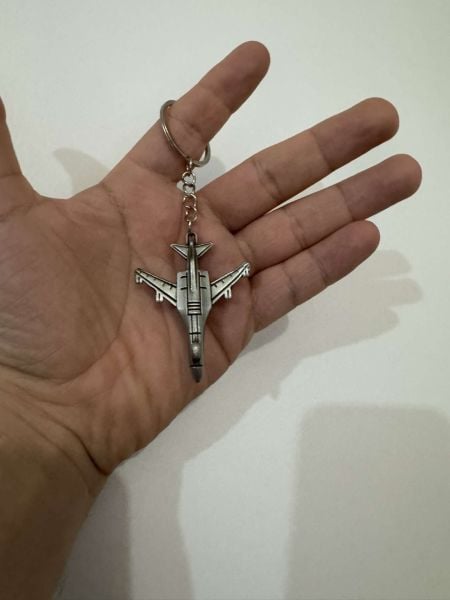 F16 Deniz Savaş Uçağı 3D Kaliteli Gümüş Tekerlekli Anahtarlık veya Çanta Süsü Pilot Hediye