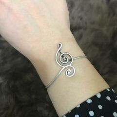 Sol Anahtar Bileklik Özel El Yapımı